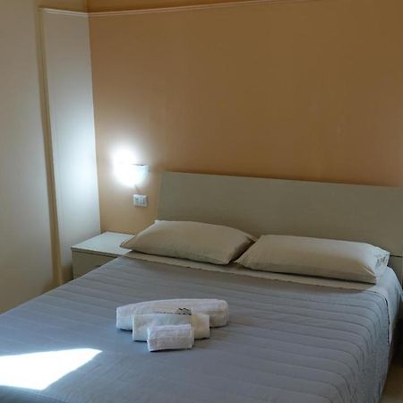 Cairoli Exclusive Rooms & Suite Brindisi Exterior photo