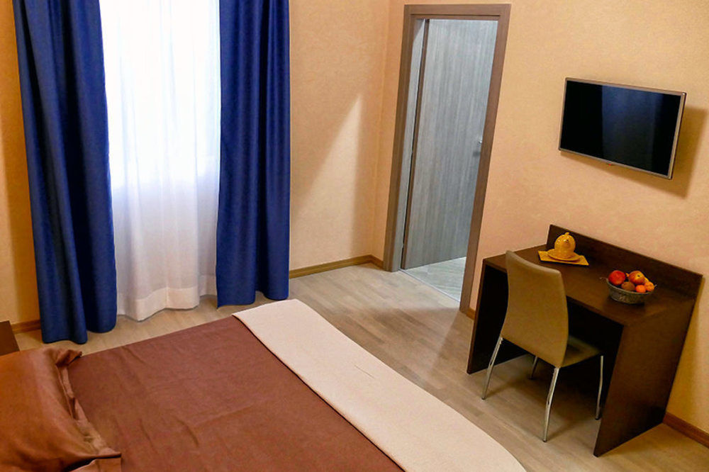 Cairoli Exclusive Rooms & Suite Brindisi Exterior photo