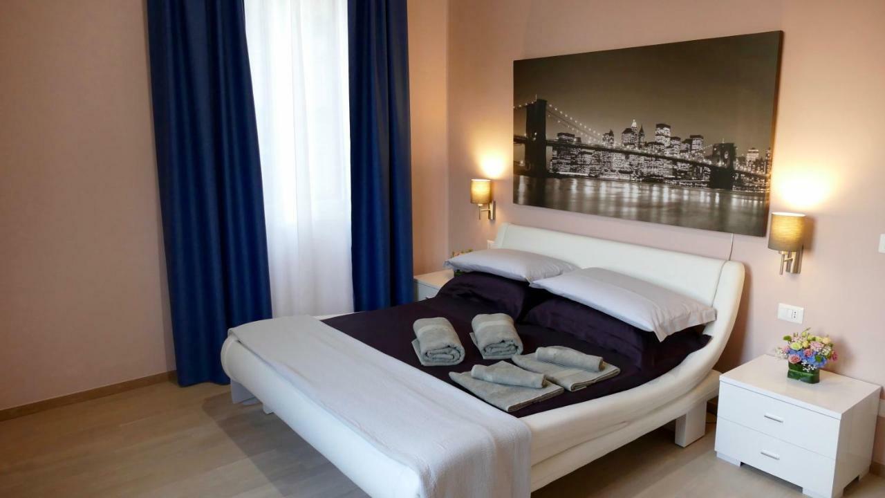 Cairoli Exclusive Rooms & Suite Brindisi Exterior photo